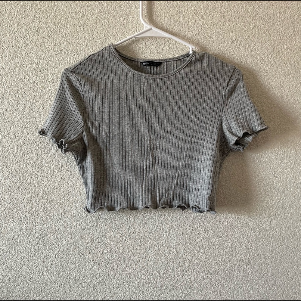 SHEIN Crop Top